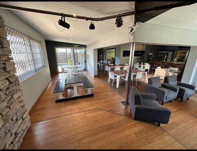 519.50M² BUSINESS FOR SALE IN JEFFREYS BAY CENTRAL